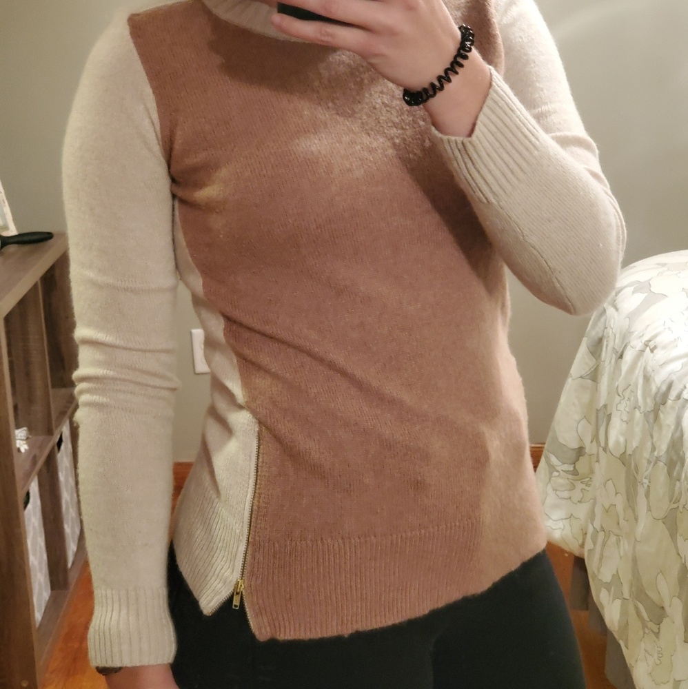 Color block sweater - Picture 2 of 5